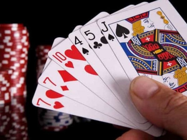 Tại sao tôi cần đăng nhập vào For88 để chơi game? - For88